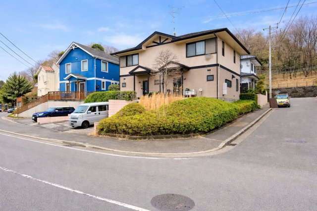 ◆前面道路も幅員があり車の運転も安心！前面道路は閑静な住宅地。車通りの少ない道路です。お子様にも安心です。