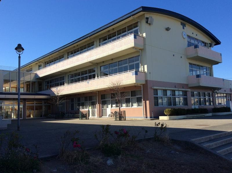 六合小学校まで徒歩4分