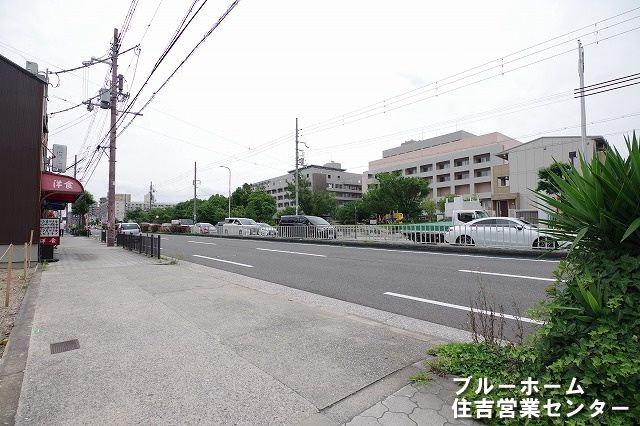 別角度からの前面道路です！