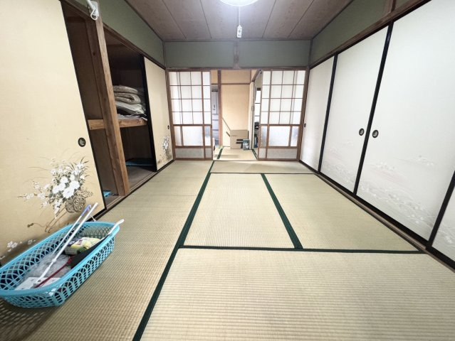 明るい和室です