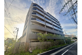 グローリオレジデンス浦和元町の外観