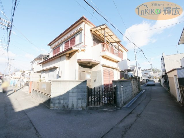 外観：328000572106