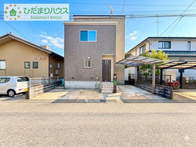 マイホームなら駐車場代がかかりません！しかも、駐車場にも水栓が付いており、自宅で洗車ができます(^^)/