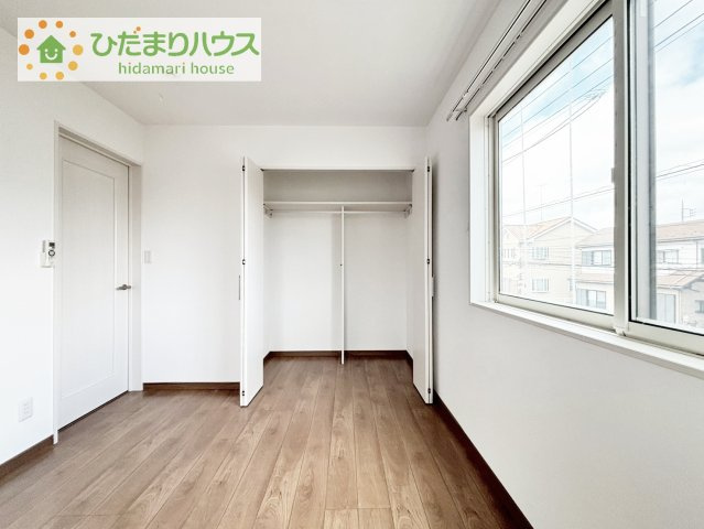 全室にクローゼットが付いていて、お部屋の住空間もスッキリ広々使えそうです(^^)