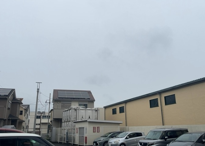 景色重視でお家選ぶをするとスーパーが遠い！学校が遠い！など生活をするうえで利便性で困ることもあります。まず一度現地を見学する際に、周辺の施設などがあるかを確認し、暮らし始めた後のことを想像しましょう。