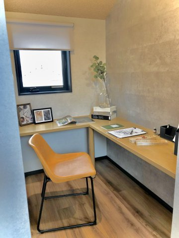 書斎室を設け、リモートワーク時にも活用いただけます！