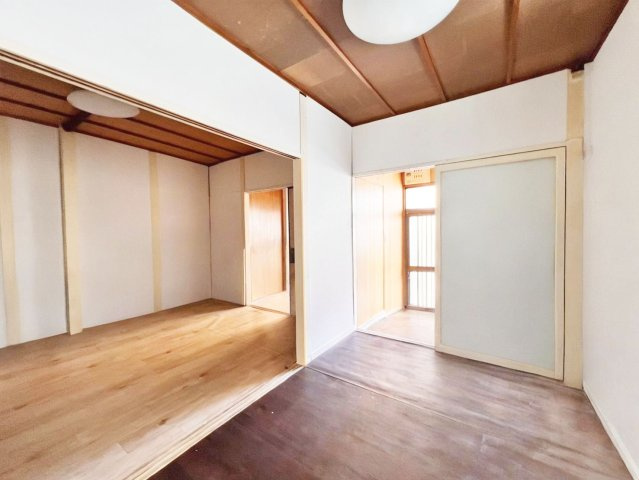 ※物件写真は一部、AIによる画像処理を行っており家具や備品が削除されております。現況とは異なることをご承知ください。