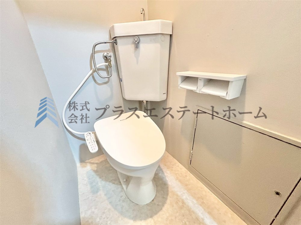 温水洗浄機付き暖房便座♪