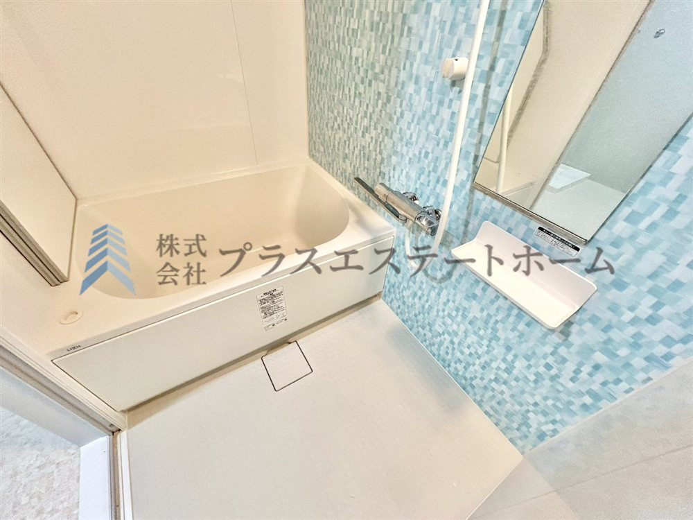 配色が綺麗な浴室♪清潔感があります♪