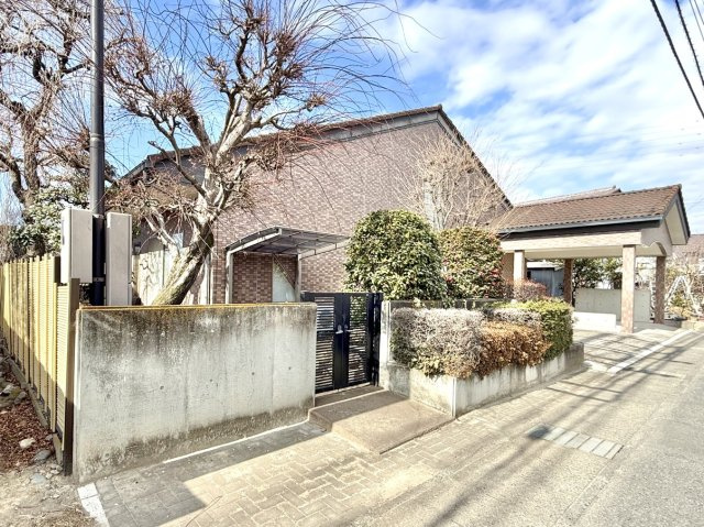 ■外観｜閑静な住宅街で始める新しい暮らし♪開放的な毎日をあなたへ(^^♪