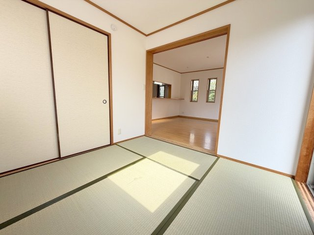 布団派にも嬉しい和室を完備