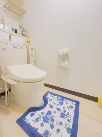 温水洗浄機能付きのトイレ