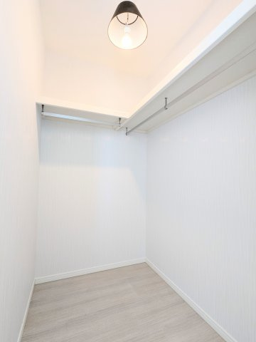 ～主寝室のWIC写真～