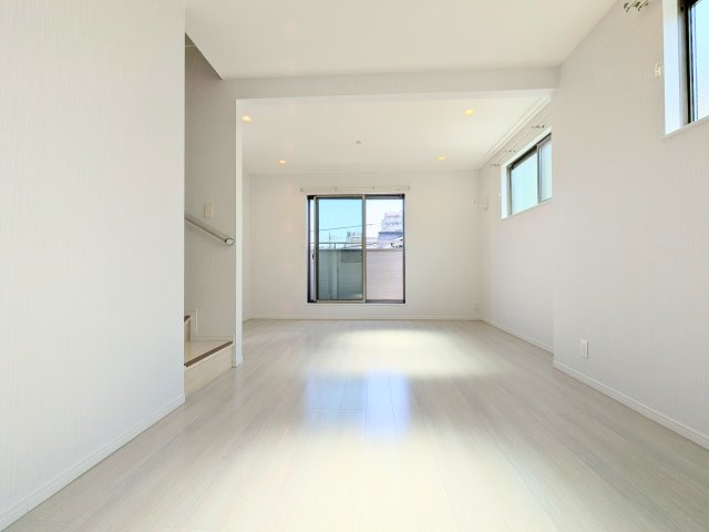 ～リビング写真～