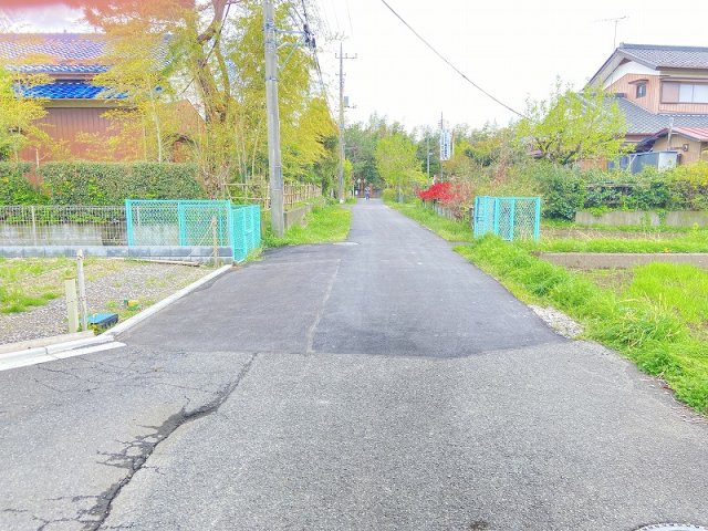 現地（2025年4月14日）撮影／建築条件無しなので、自由度の高い住まいづくりが可能です。
