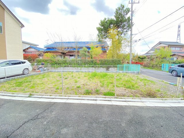現地（2025年4月14日）撮影／自由設計可能な土地が登場！