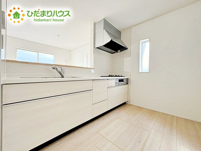 ご夫婦やお子様と料理をする時間が楽しくなる使い勝手の良いキッチンです(^^)/