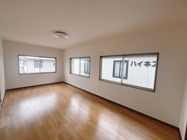 ■2階洋室｜子供部屋のメリットは「自立心を養うことができる」「自分で整理整頓できるようになる」そして、お子様が成長した際には「プライバシーを確保できる」といい事だらけ♪