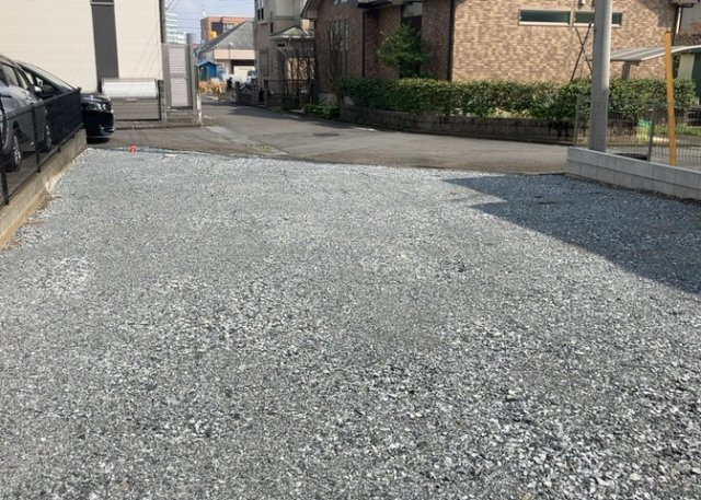 土地探しをしていると都市計画区域という言葉を目にすると思います。法律によって、都道府県知事や国土交通大臣が指定するエリアのことを指しており、都市計画区域は市街化区域と市街化調整区域に分けられています。