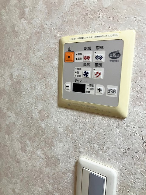 浴室乾燥、暖房付き！