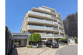 ミオカステーロ調布緑地公園の外観