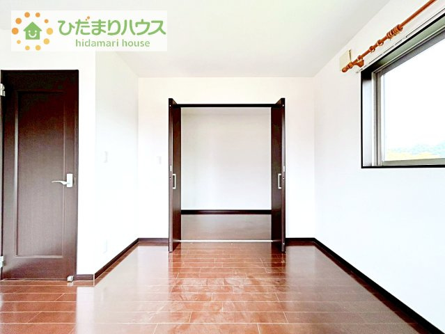 お洋服の多い女性に人気！収納力の高いクローゼット付き☆彡