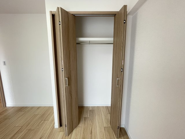 各居室に収納がついており、家族で使い分けしやすくなっています。　