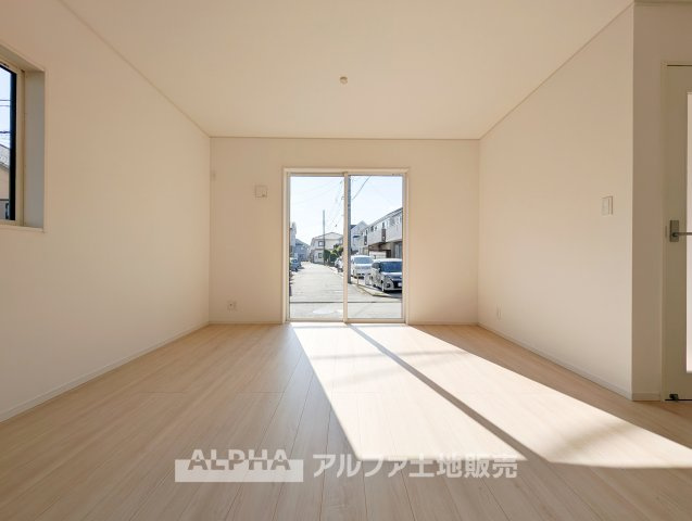 【A　home　found　by　chance】　◆偶然見つけた物件で◆思わぬ空間を手に入れたい。愛を育み、人と出会い、新たな命に恵まれる。そんな未来を創造してぬくもりのある住空間を君と共有したい。