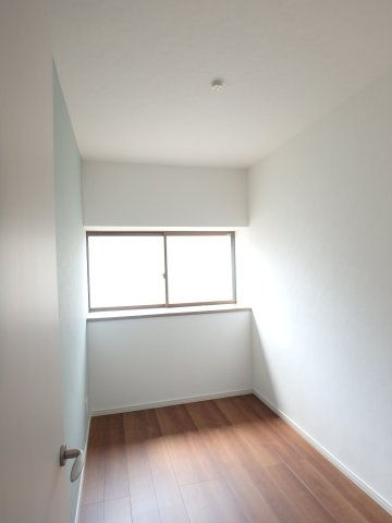 出窓がございます