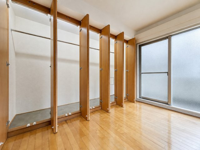 ◆柔らかい陽光が差し込む明るいお部屋を演出する設計。彩光の取れる窓が気持ちの良いお部屋を創り上げます。