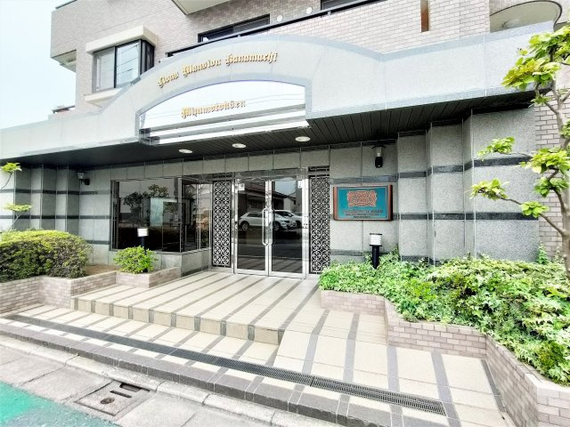 【エントランス】