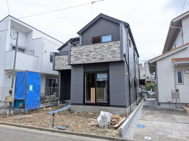 ～八王子駅徒歩15分　並列2台駐車可能　小学校・スーパー・コンビニ徒歩10分圏内～