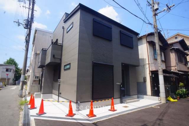 小・中学校、徒歩4分圏内です♪