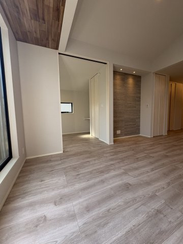【練馬区富士見台1丁目新築戸建の居間】
