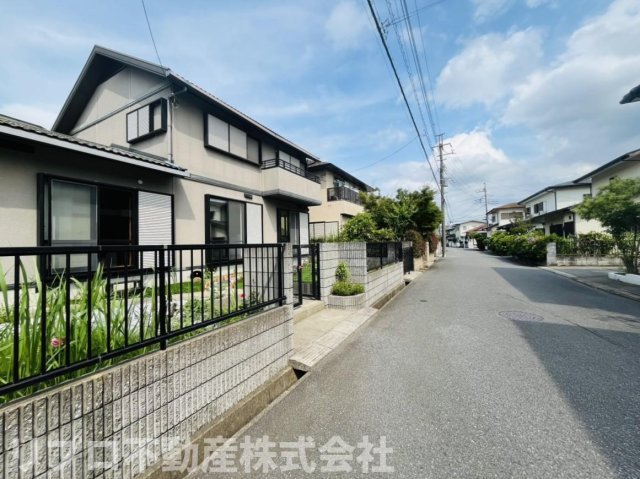 南西側5．0m公道　　周辺は閑静な住宅街です