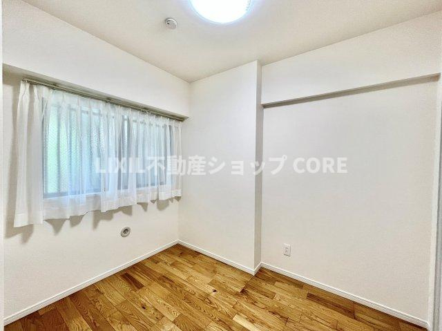 室内はいつも明るい印象なので気持ちの良い朝を迎えられます。毎日の生活も明るくなりそう♪　