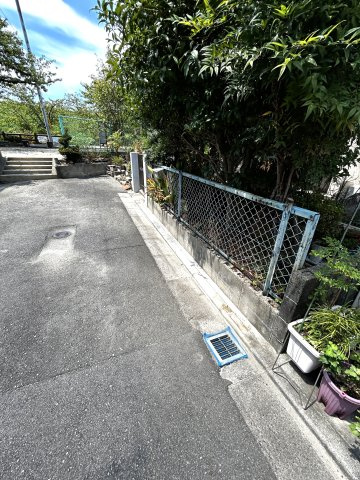 【高槻市庄所町 建築条件無し売り土地 更地渡しの周辺】