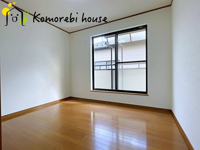 使い勝手のいい寝室です