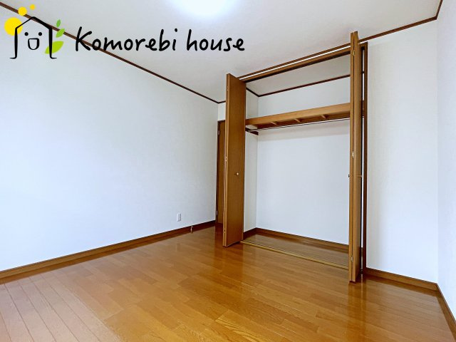 開放的な寝室です