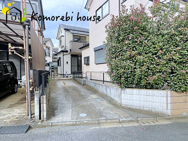 駐車場に車を止められます