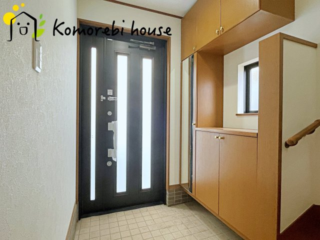 ゆったりとした玄関です