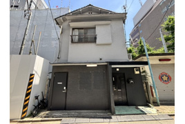 港区三田2丁目 建築条件なし土地の外観