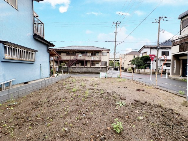 南西角地で陽当り良好・開放感のある立地！敷地約30坪・自由設計で夢のマイホームはいかがでしょうか！建築条件なし・お好きなハウスメーカーで建築可能です！