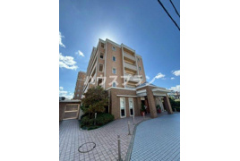 ブランズ萱島の外観