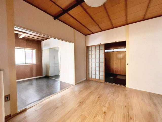 ※物件写真は一部、AIによる画像処理を行っており家具や備品が削除されております。現況とは異なることをご承知ください。