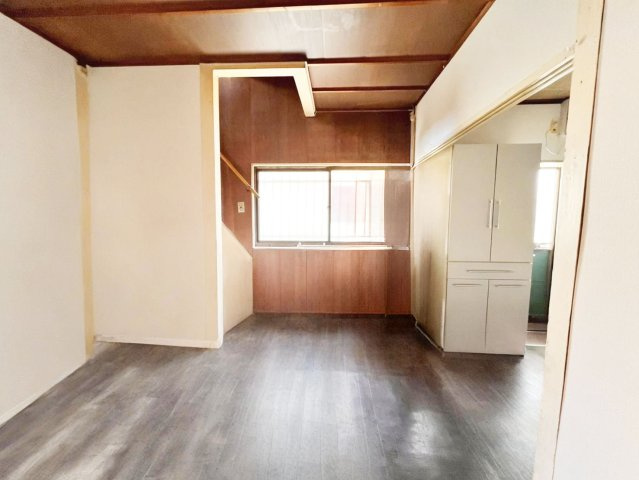 ※物件写真は一部、AIによる画像処理を行っており家具や備品が削除されております。現況とは異なることをご承知ください。