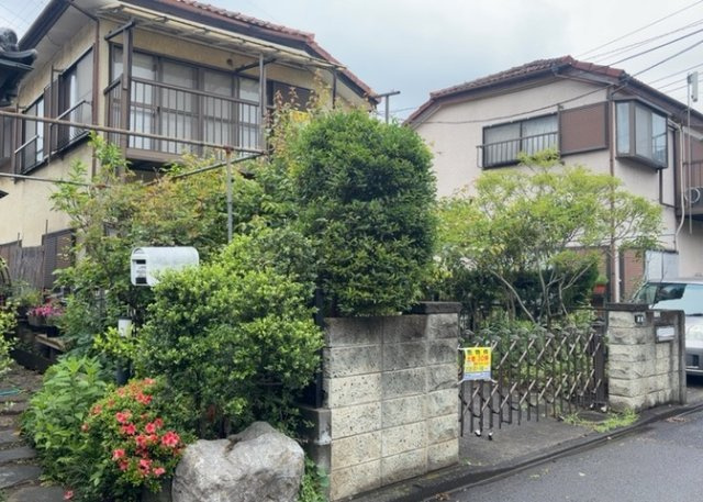 人が暮らすうえで日光は大切な要素となります。日当たりの良さは譲れないポイントですね。併せて近くに大きな建築物の建築予定がないか、あるいはそれが可能な土地が近くにないか事前に確認することもお勧めします。