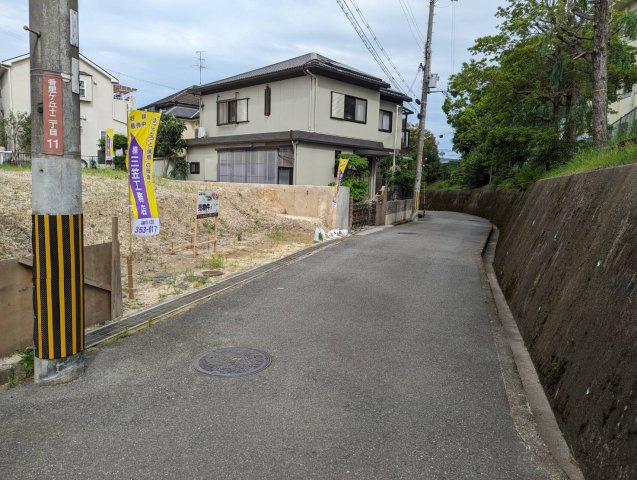 ■前面道路も広く駐車もしやすいですよ♪♪