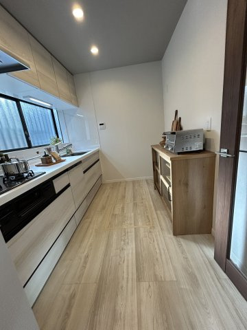 システムキッチン新規交換済み