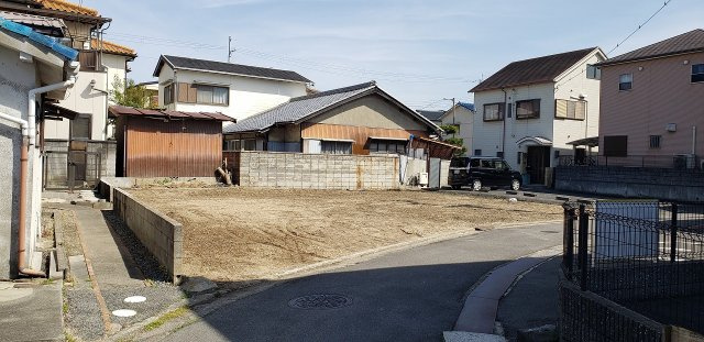 外観：327002997852